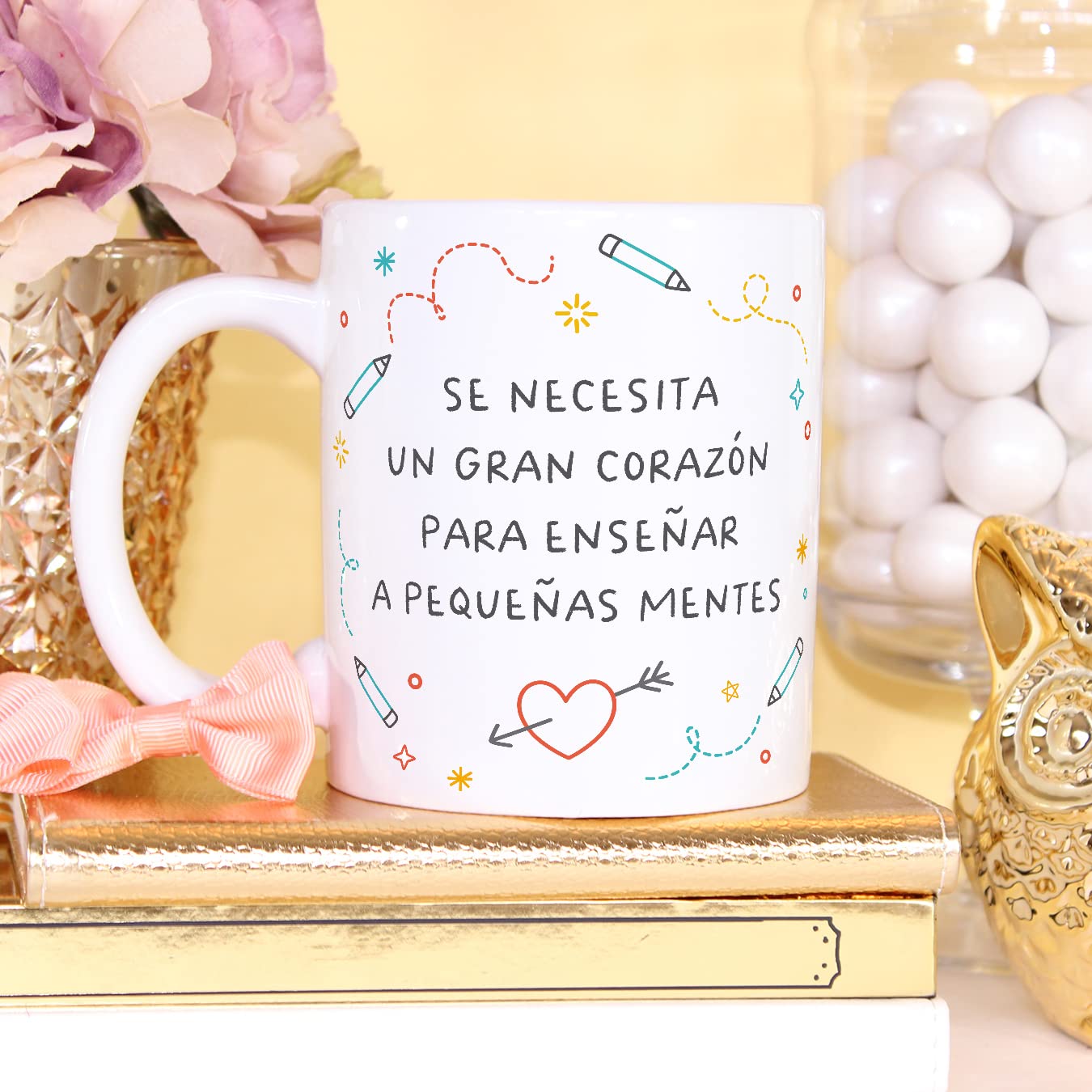 MUGFFINS Tazas para PROFESOR - En Español - Pequeñas mentes - 11 oz / 330 ml - Regalo original y divertido