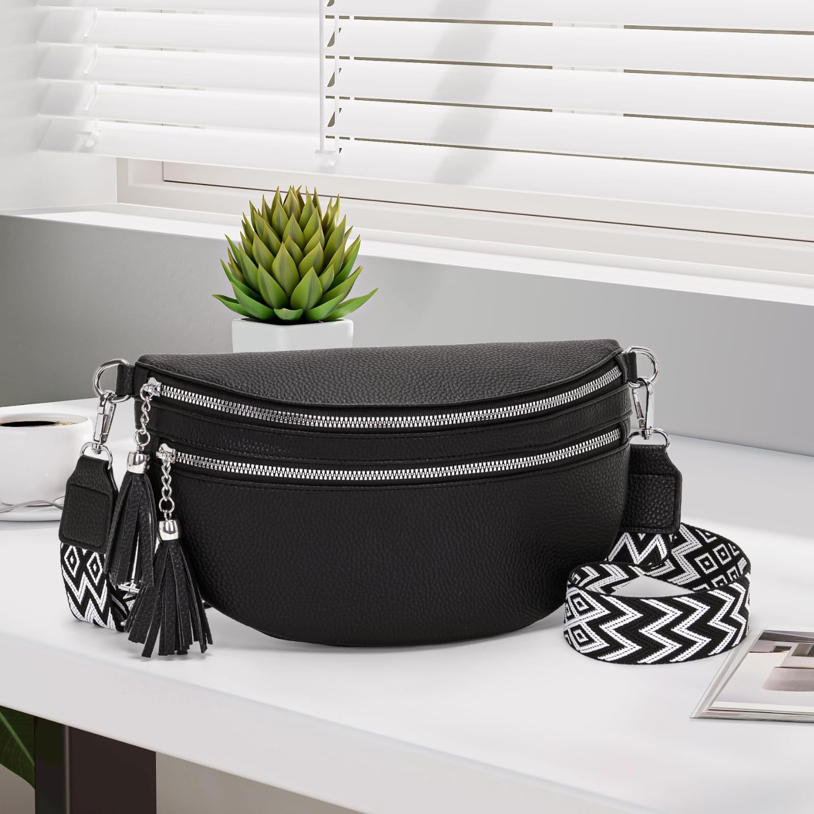 LANXINGLUO bolso riñonera mujer bolso bandolera mujer Con compartimento para tarjetas de crédito y 2 correas para el hombro negro