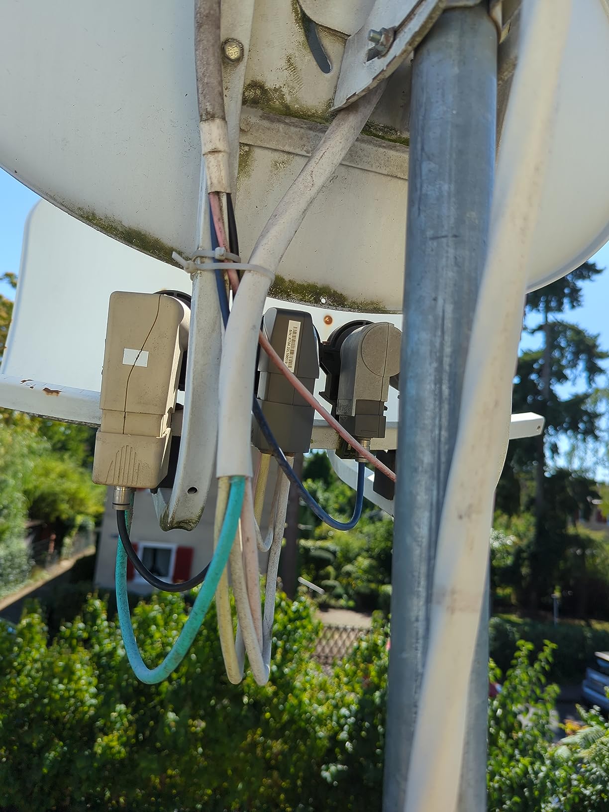 Humax Lnb 143s Gold Quad Switch Lnb HUMAX Digital Quad-LNB 143s Gold, Satelliten universal LNB, LTE-Filter