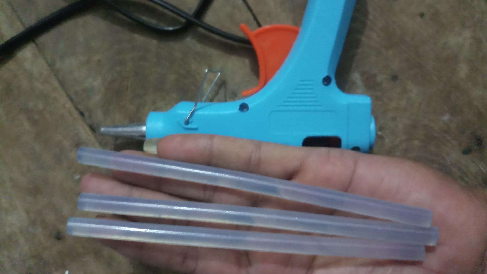 Maurvi 20 WATT 7MM Glue Gun with ON Off Switch and LED Indicator (Free ...
