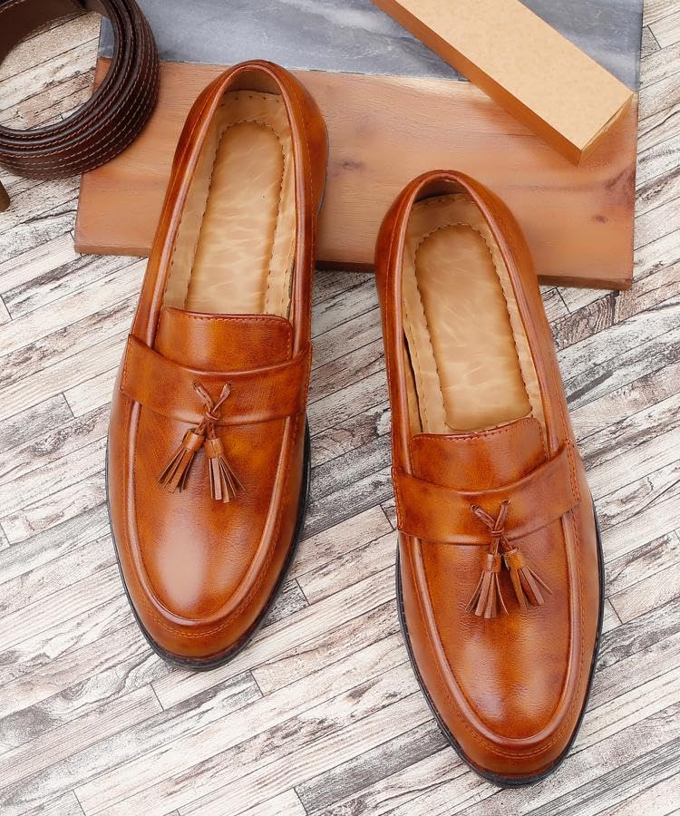 Image of WUGATTI Synthetic Slip-On Trendy, Stylish Casual Loafers for Men
