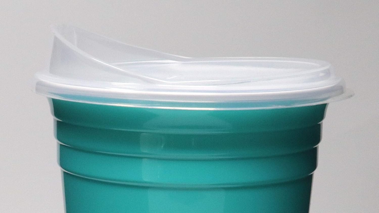 Rolling Sands Reusable BPA-Free 16 Ounce Aqua Party Cups with Lids - 2 Pack, Made in USA - Image 3