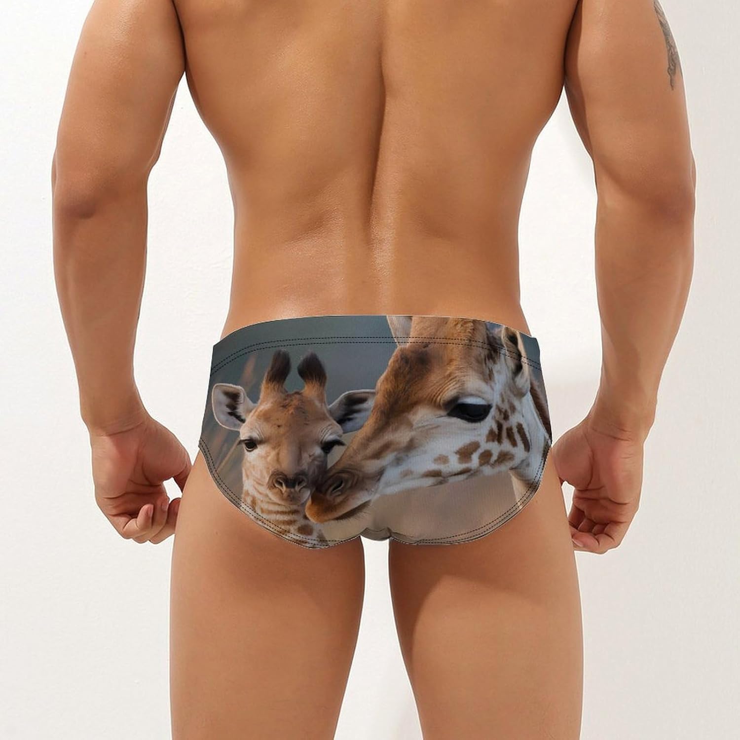 Giraffe Love Men's Swimsuit Brief Sexy Bikini Briefs Retro Printed Swimwear Quick Dry Swimming Trunks 3X-Large