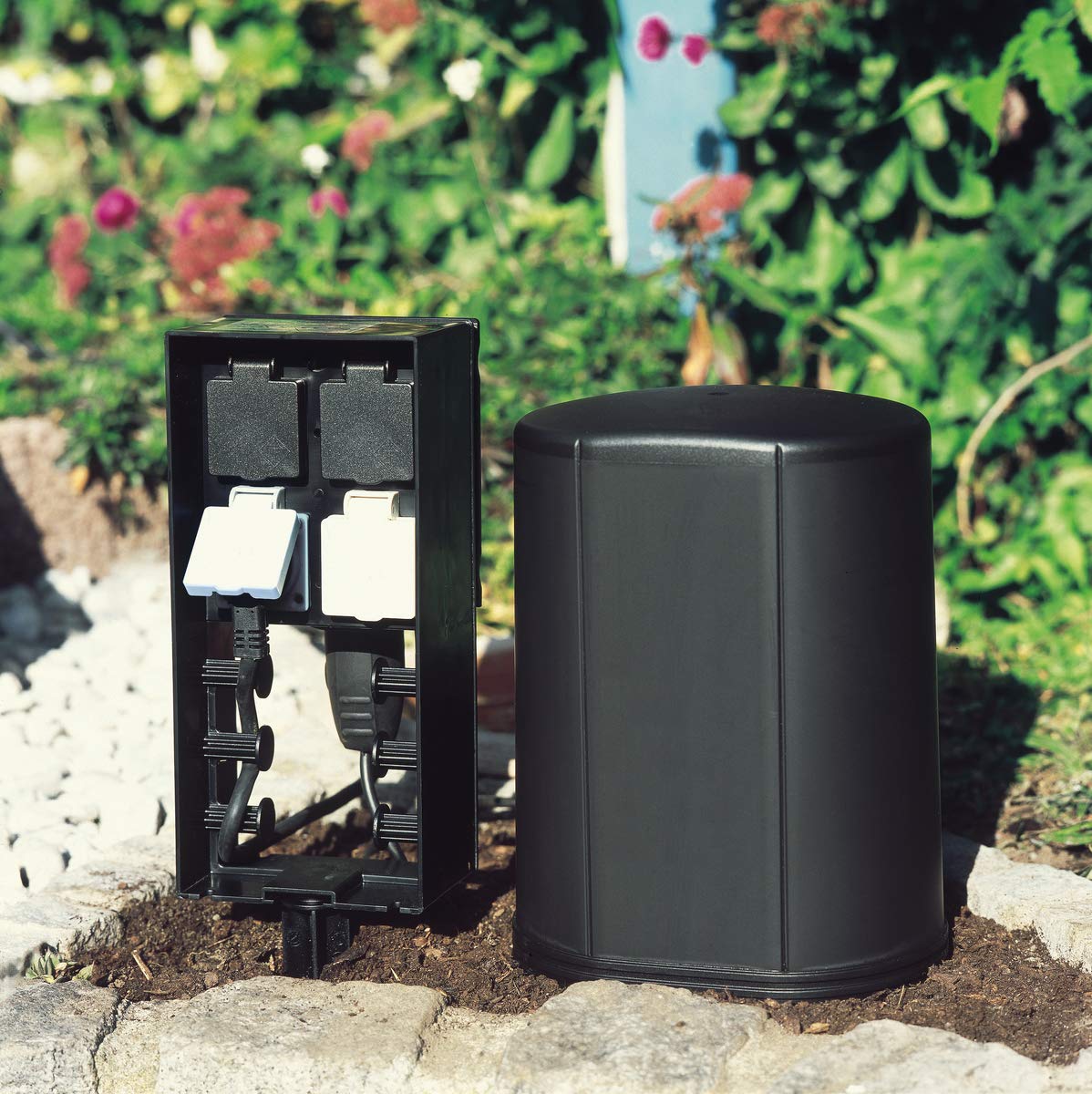 Oase InScenio FM-Master 3 - Gartensteckdosen, Reichweite bis 80 m, Ganzjahreseinsatz, spritzwassergeschützt, dimmbar (Belastung max. 40-320 W)