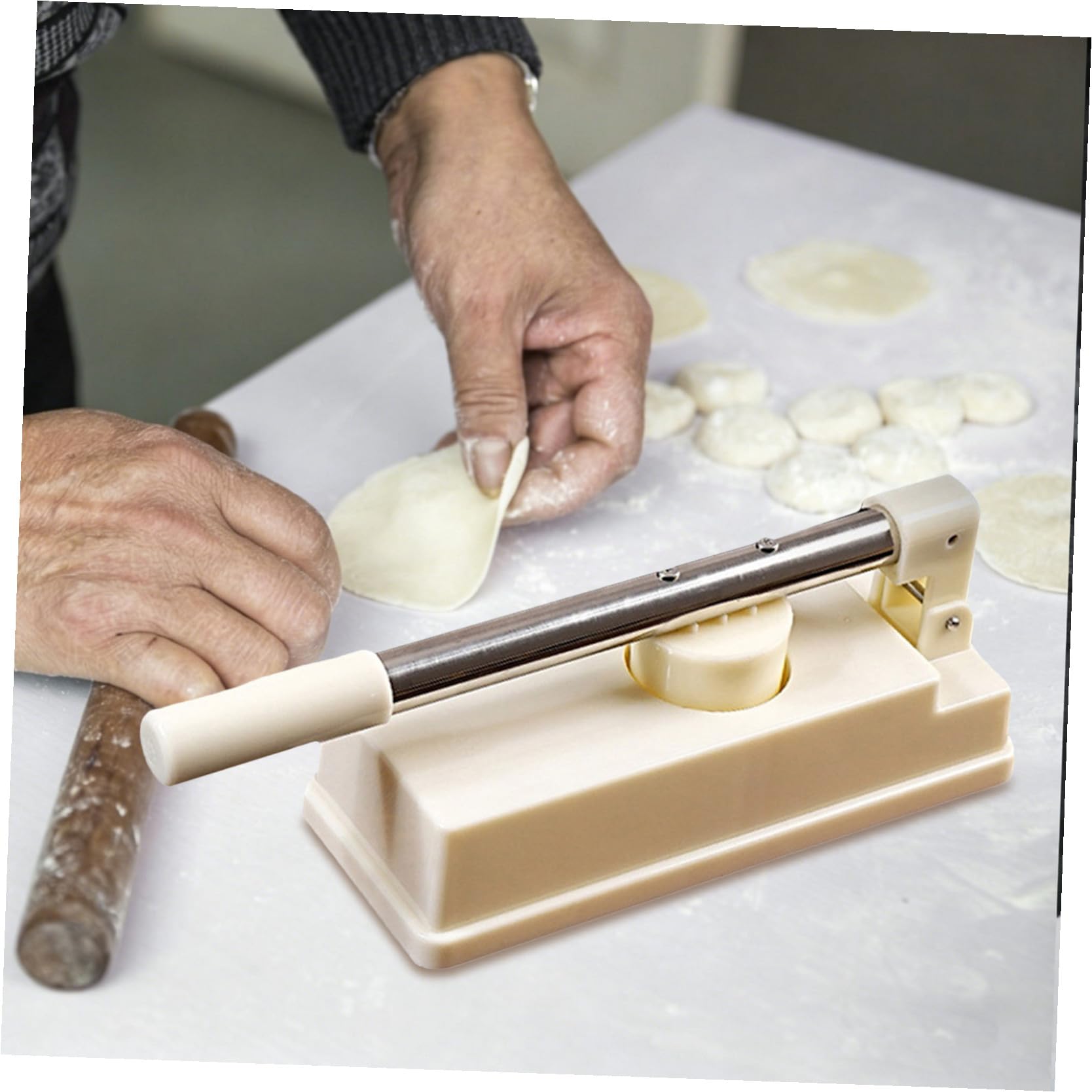 Stampo per Dumpling Facile da Pulire e Usare in Abs e Acciaio Inossidabile Bianco Strumento Manuale per Preparare Sfoglie di Tortillas e Ravioli in Cucina