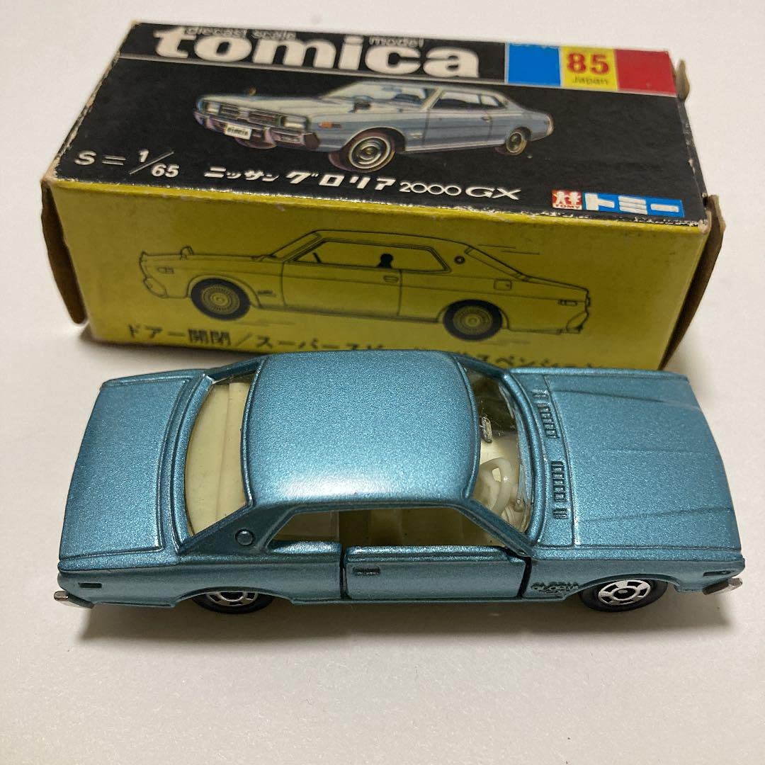 Amazon.co.jp: トミカ 日産グロリア2000 gx : おもちゃ