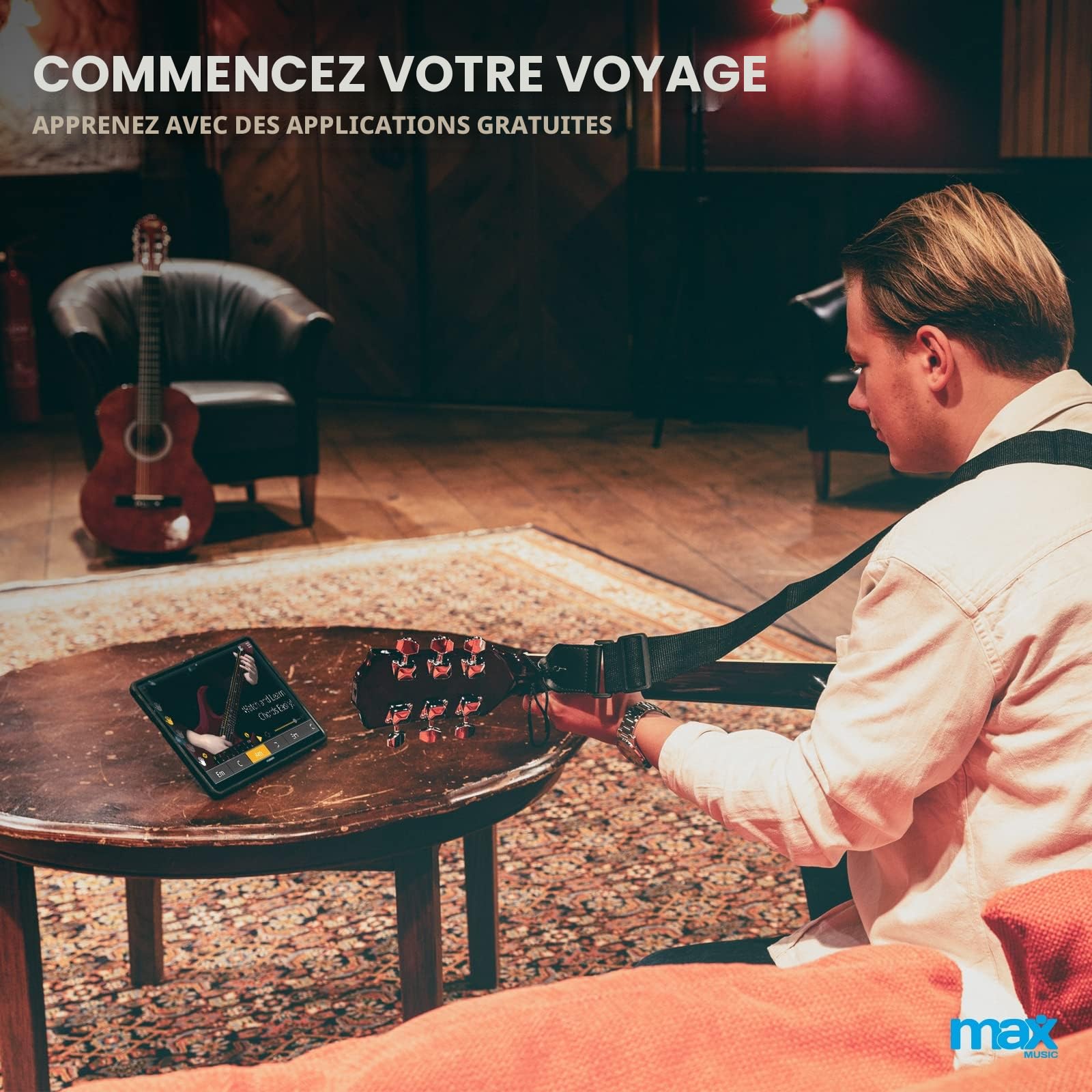 Max Showkit - Guitare Électro-Acoustique Adulte - Bois Clair, Cordes en Acier, Amplificateur Intégré 40W, Livré avec un Sac de Transport et une Sangle, pour Musiciens Débutants