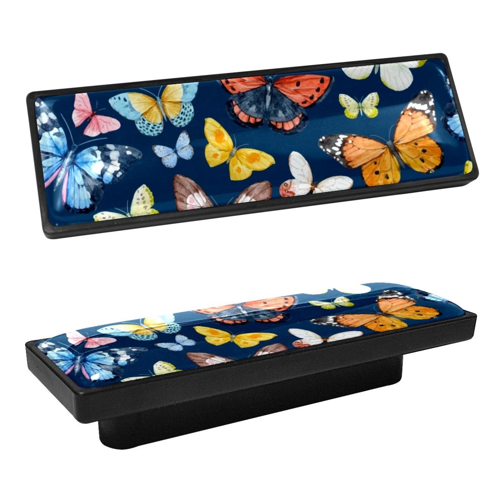Poignées de tiroir noires pour rénover facilement un meuble ancien avec un motif papillon