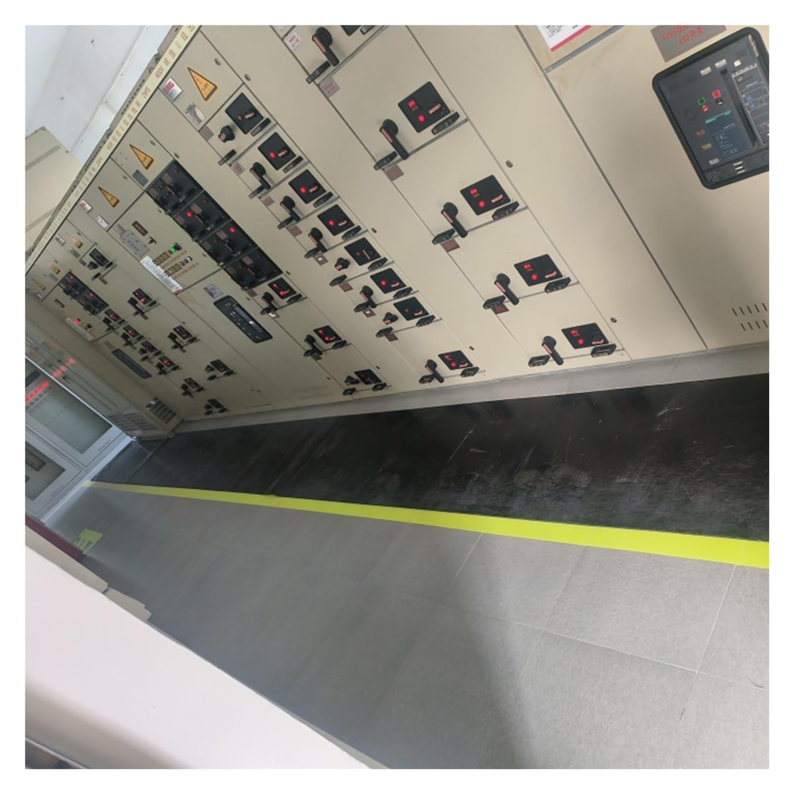 1/5 in Thickness Insulation Floor Mat- 38in Width, Substation Rubber Mats, Safety Mat Insulated for Entrance, Home Gym, Exercise Equipment, Garage, Under-Sink(Black,96in)