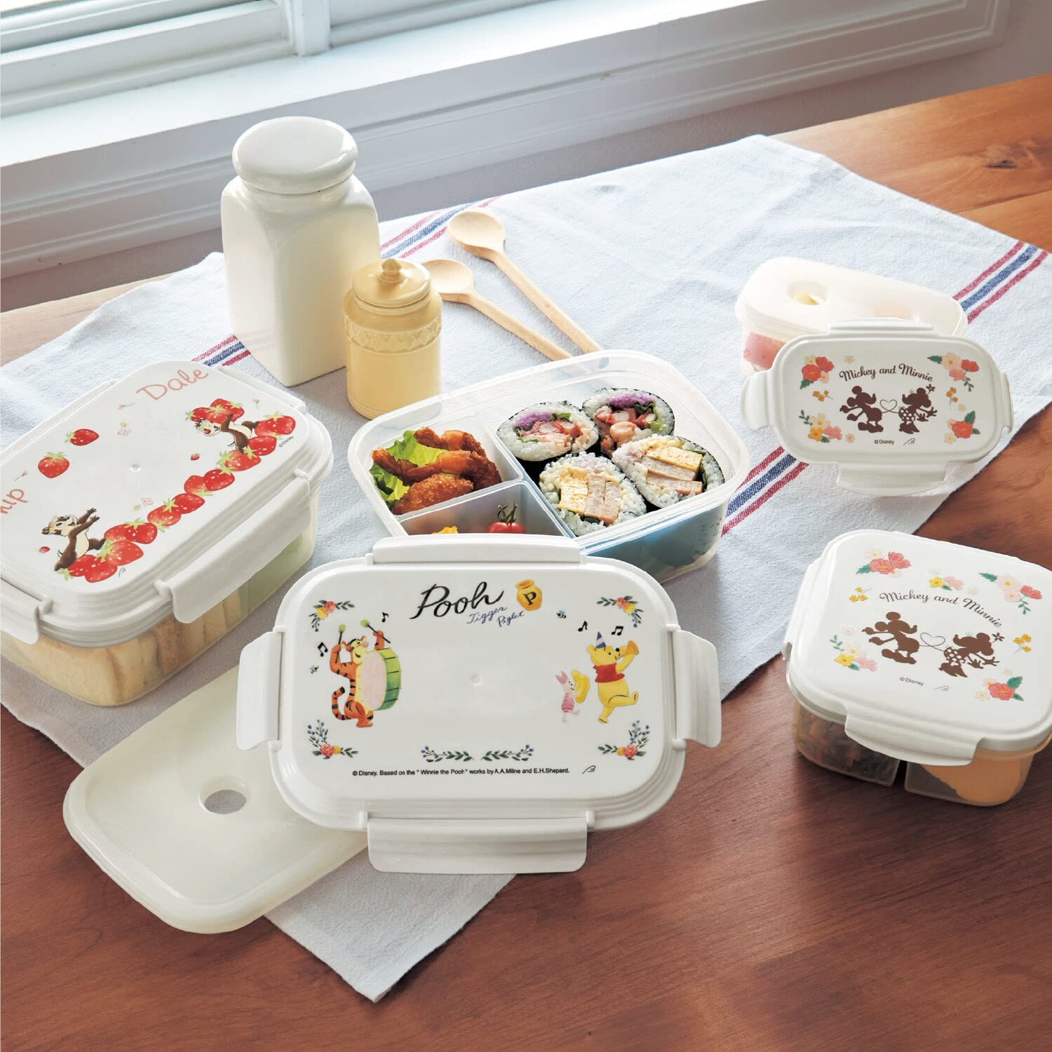 Amazon | [ベルメゾン] ディズニー お弁当箱 保冷剤付き 弁当箱 チップ