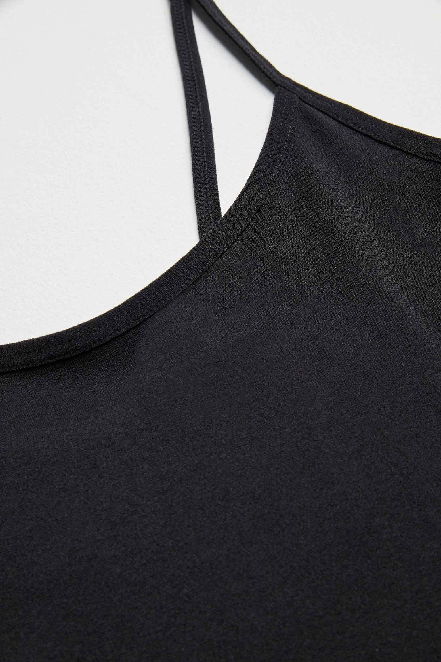 YSABEL MORA Camiseta Interior Tirante Fino Microfibra Cómoda y Ultra Suave Sin Costuras para Máximo Confort y Adaptabilidad Ideal como Prenda Básica Exterior.