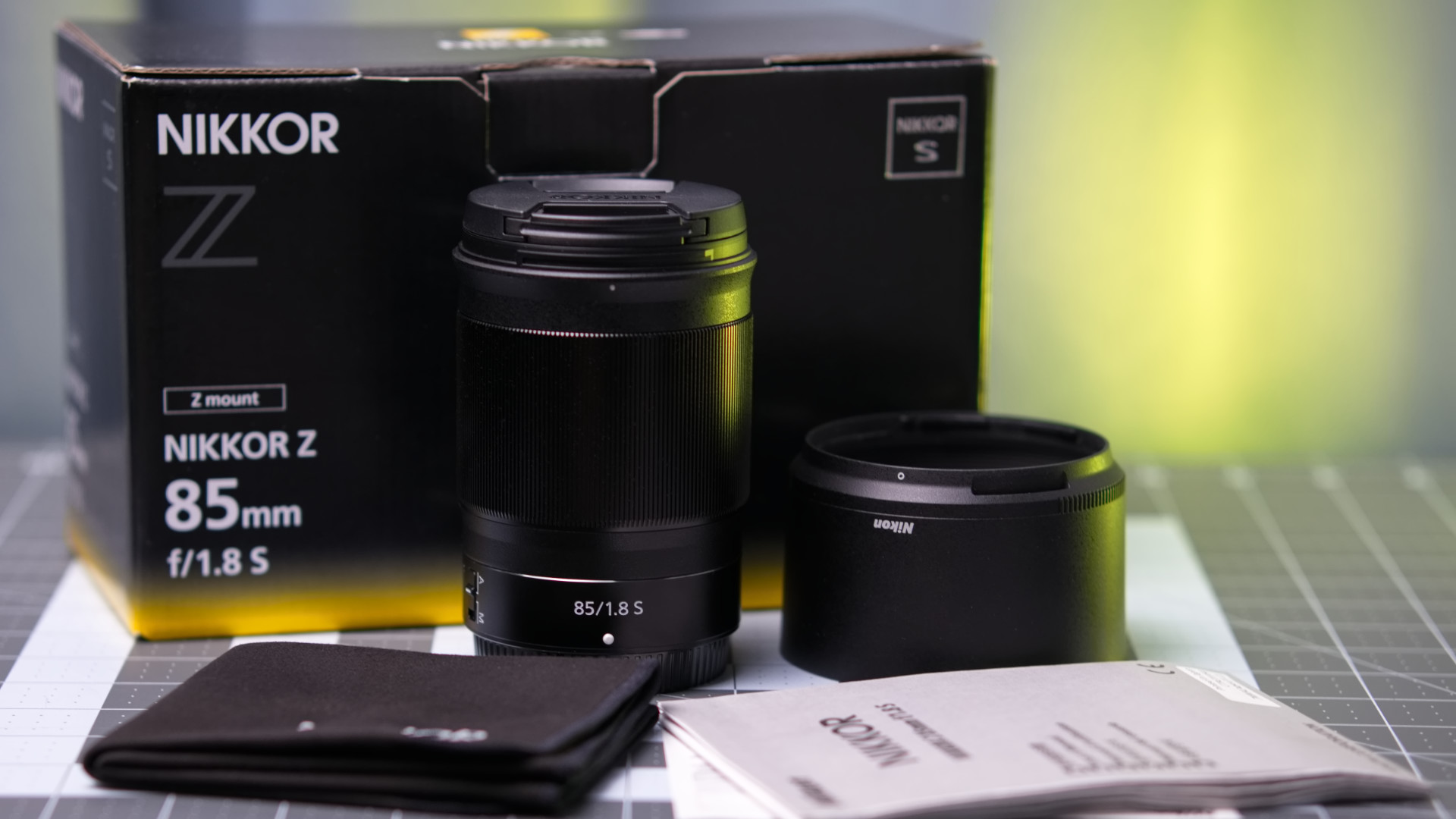 Watch The Nikon Z 85mm f/1.8 s is a solid quality lens! on Amazon Live