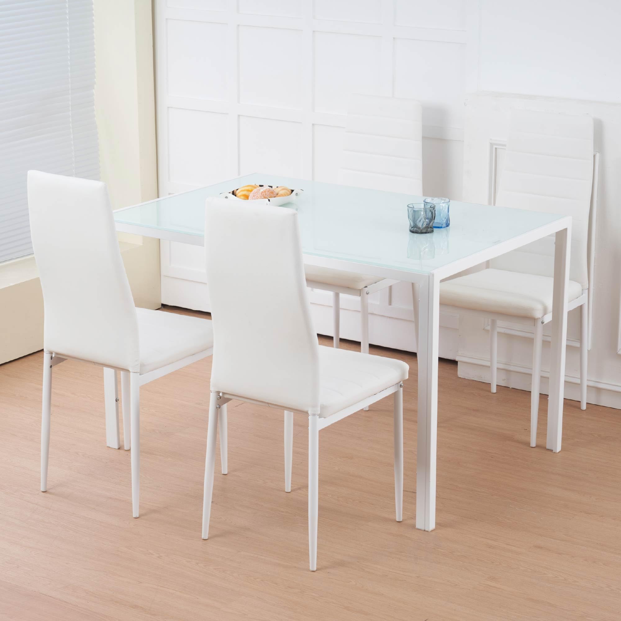 IlGruppone Set Sedie e Tavolo da Pranzo con Ripiano in Vetro Temperato e Sedia Imbottite in Similpelle Nera Design Moderno, 4 o 6 Posti Ideale per Cucina o Soggiorno - Bianco - 4 Posti