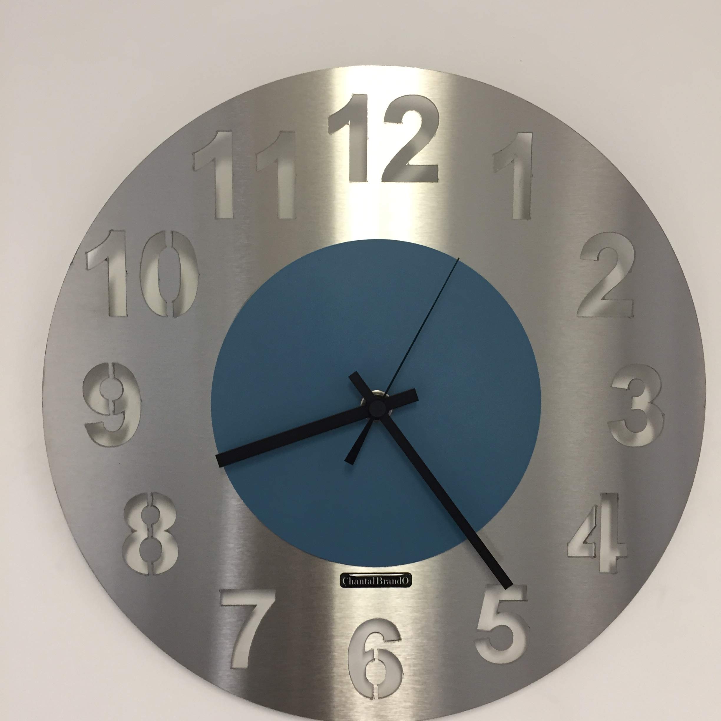 Horloge murale garçon silencieuse pour optimiser la concentration