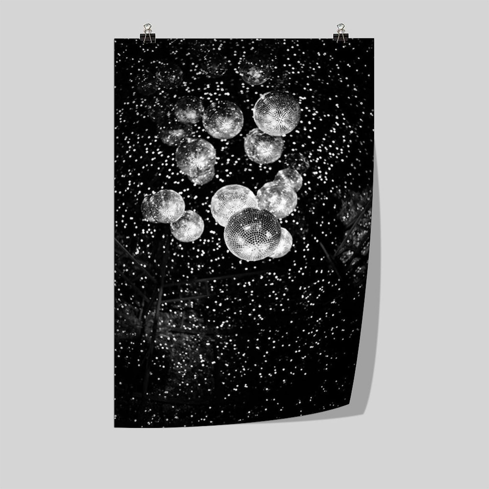 Black And White Disco Ball Poster Funky Retro Disco Posters Vintage Disco Ball Painting Trendy Party Wall Art for Modern Bar Dorm Bedroom Decor Unframe-style 24x36inch(60x90cm)