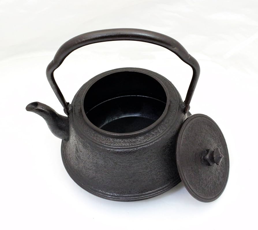 富士型 鉄瓶 富士型鉄瓶 | 越後古材