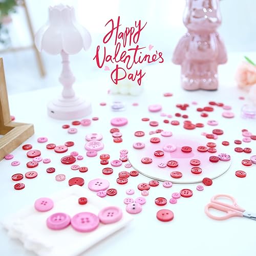 Miniatura 8 de Megoogo 700 botones de resina de Navidad, botones surtidos de 2 y 4 agujeros, manualidades redondas para decoración de fiestas de Navidad, costura,