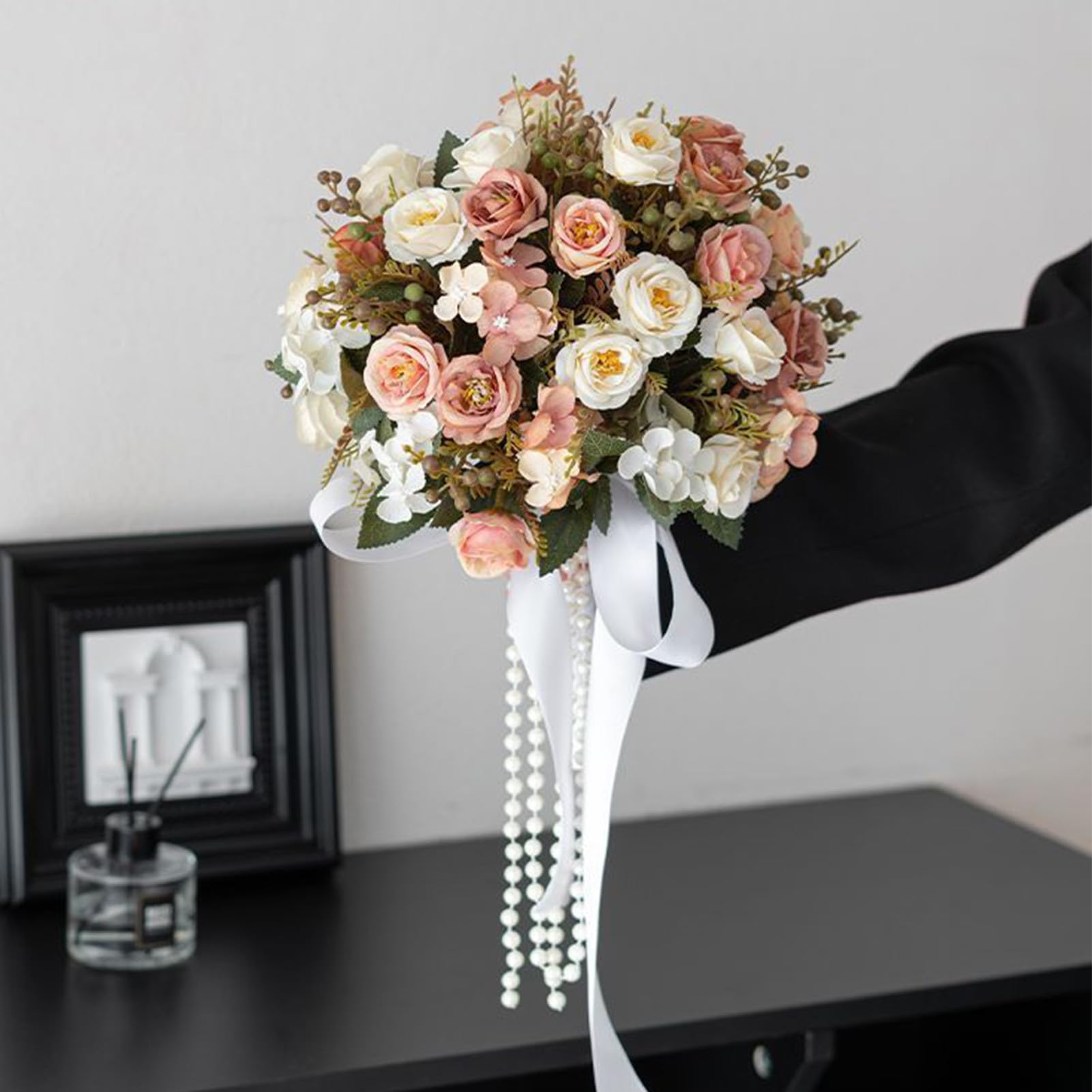 Hochzeitsstrauß für die Braut – Kunstblumenstrauß mit realistischen Rosen und Grünpflanzen, Kunstblumenstrauß als Tischdekoration, Blumenarrangement, Wohnraumdekoration,Style g