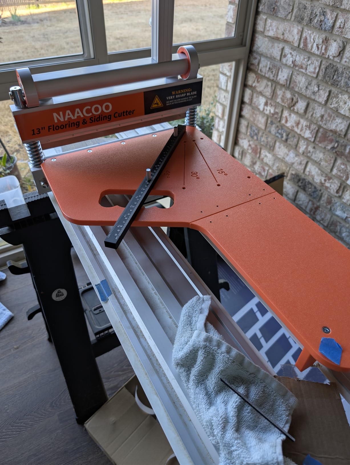 NAACOO cutter cutting vinyl plank