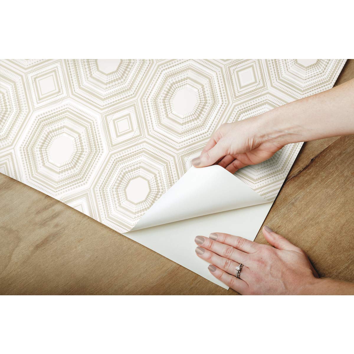 RoomMates Bees Knees Beige Peel and Stick Wallpaper, 52.1 x 502.9 cm - Image 4