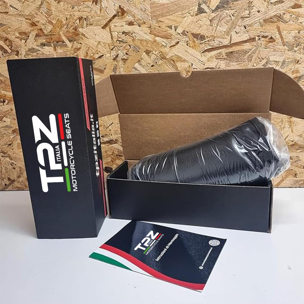 Rivestimento Sella Compatibile Con Hornet 600 2007-2013 – Ecopelle di Alta Qualità