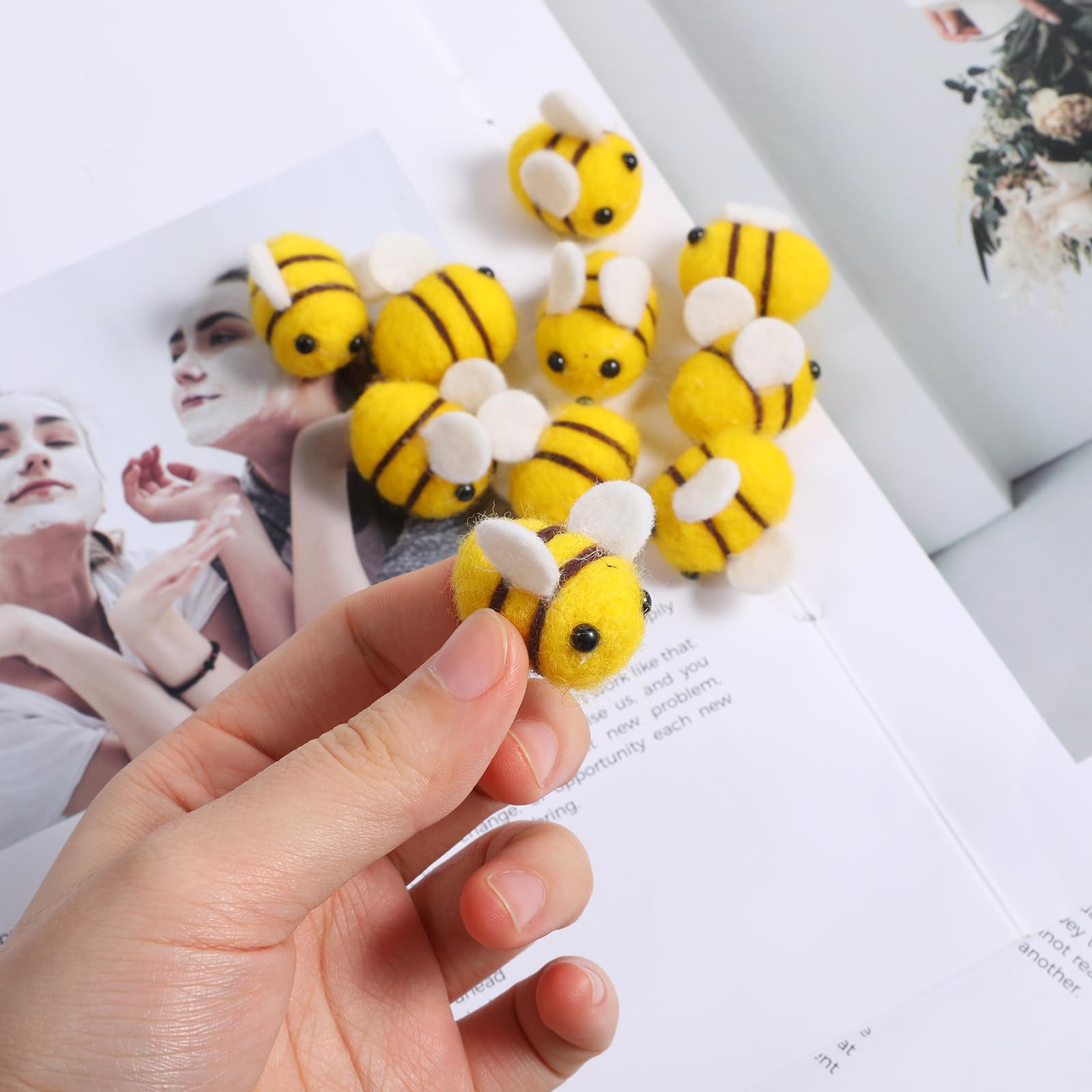 10 piezas de abejorro de fieltro de lana, mini abejas lindas abejas, suministros de manualidades, decoración de felpa para abejas, decoración de revelación de género, ropa, sombrero, regalo