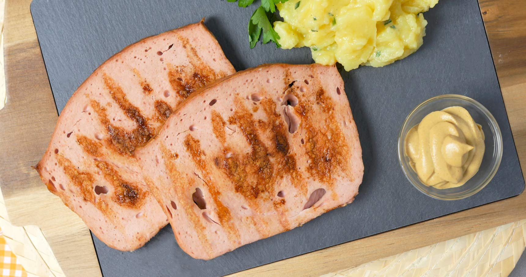 GUSTOS - Polpettone Leberkäse Gustos, 1,6-1,8 kg, Senza Glutine e Senza Lattosio, il Polpettone più amato dell'Alto Adige subito Pronto in Padella