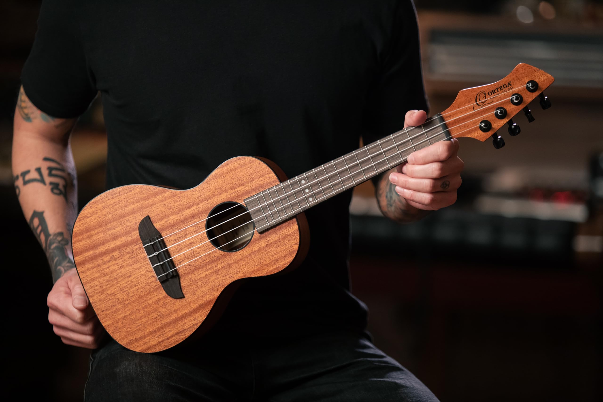 Ortega Guitars Ukulele Concerto Acustico – Horizon Series – Mogano, Natural (RUHZ-MM)