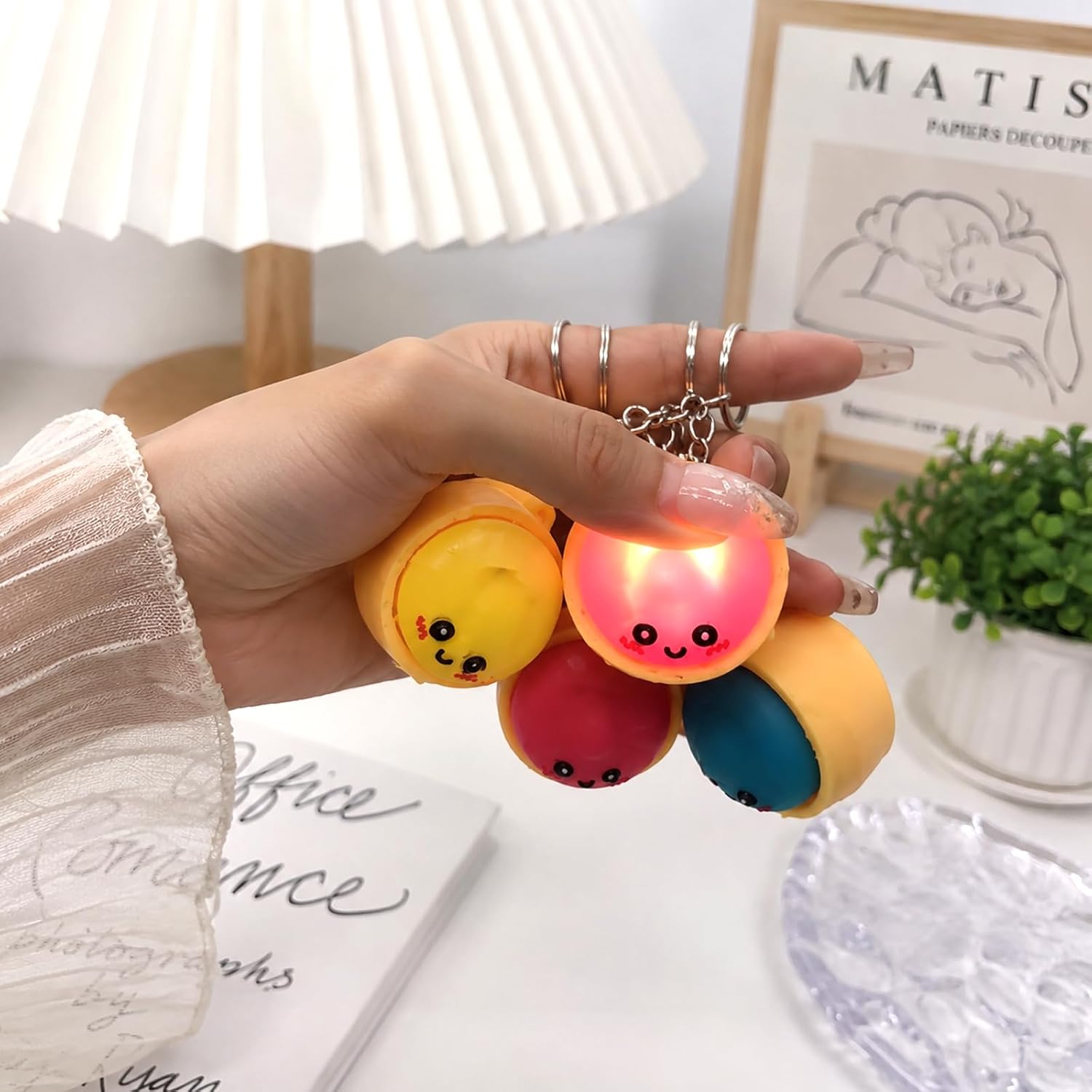 Dumpling Keychain, 6 Pcs Clicker Fidget, Dumpling Clicker Fidget for Finger Movement, for Adults at Work, Travel, Home, for Keyrings Ornaments Bag Charms image 4