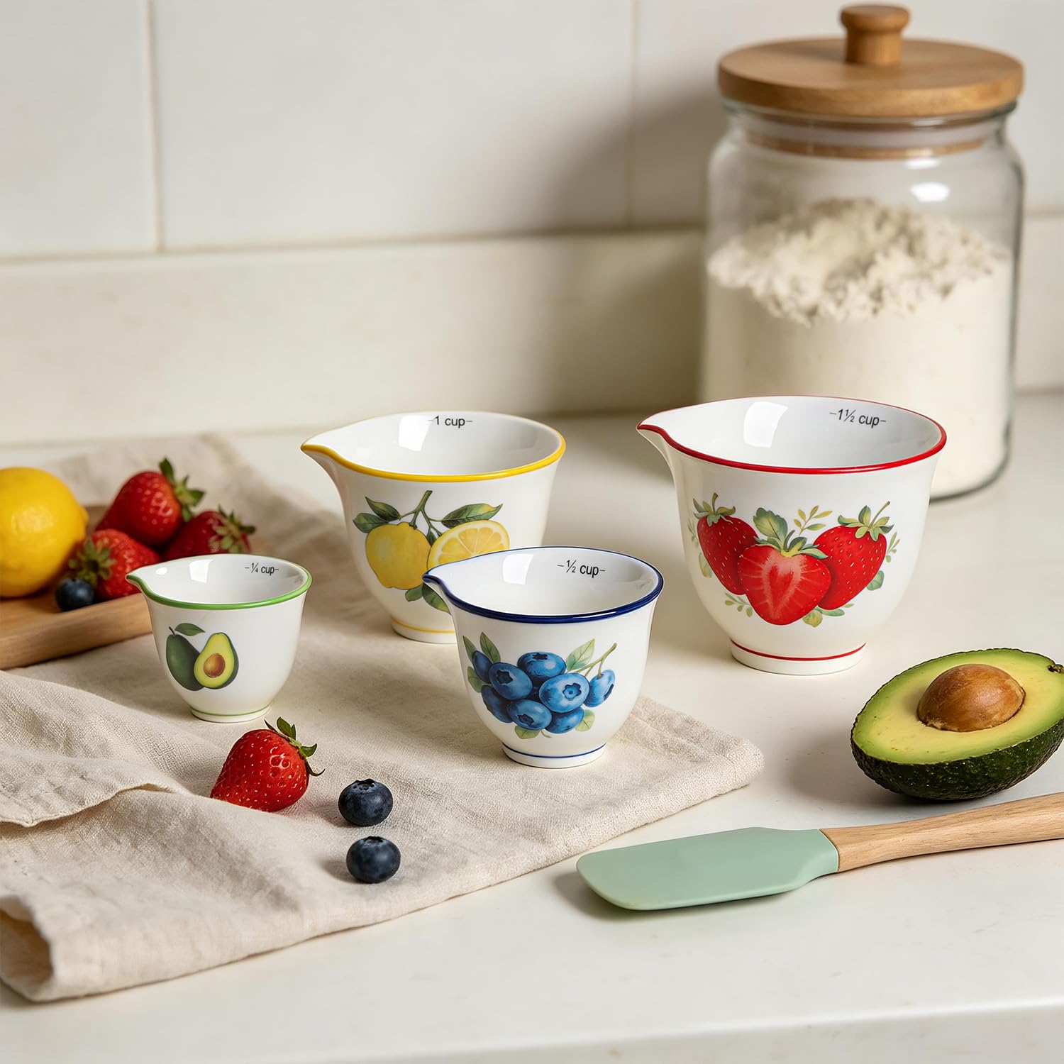 Sizikato Set di misurini in ceramica per cucinare e cuocere, set da 4 pezzi, simpatici motivi di frutta