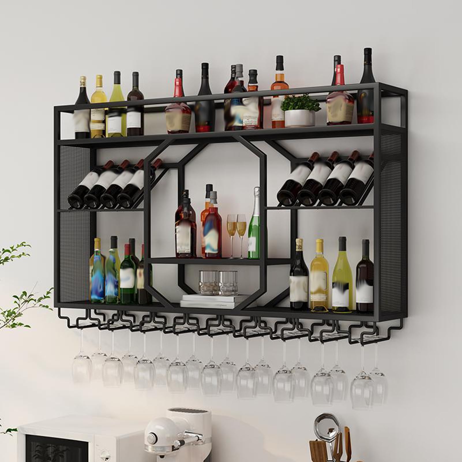 Pont en verre et porte-bouteille de vin suspendu pour créer un espace bar chaleureux chez soi