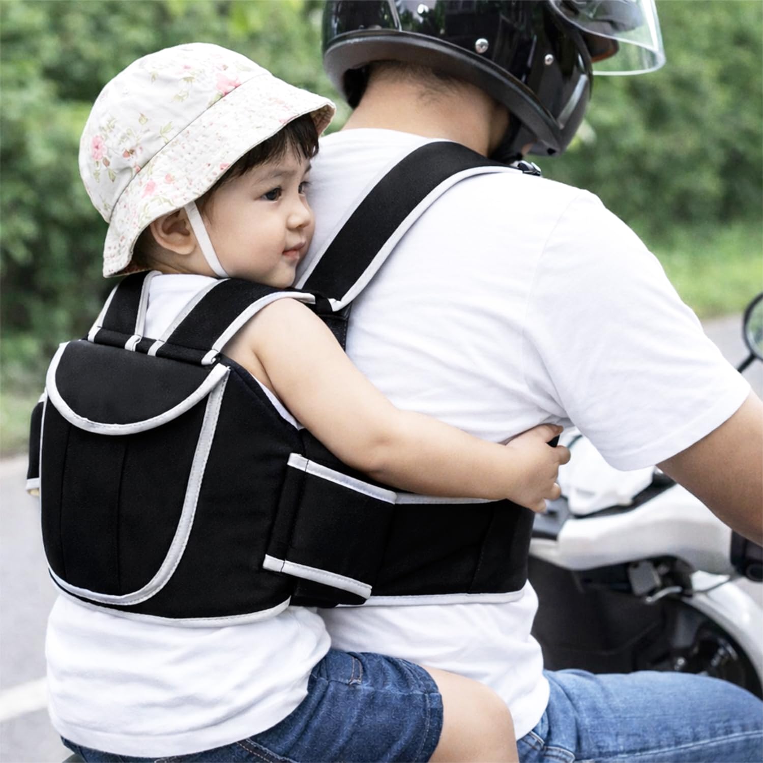 BabyGo Kids Safety Belt for Two Wheeler with Reflective Strips, Portable Baby Safety Belt for 2 Wheeler| Double Buckles for Extra Safety for Kids (Black)