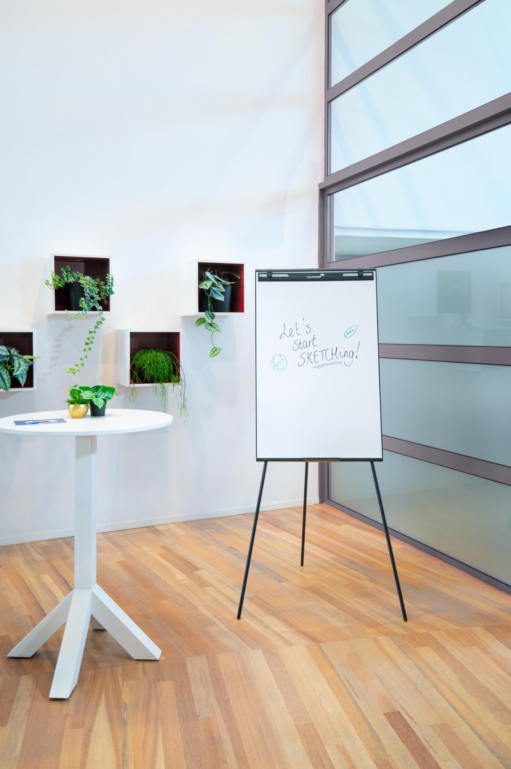 Legamaster SKETCH EASY - Trípode de rotafolio magnético regulable en altura, certificado FSC, con superficie de pizarra blanca