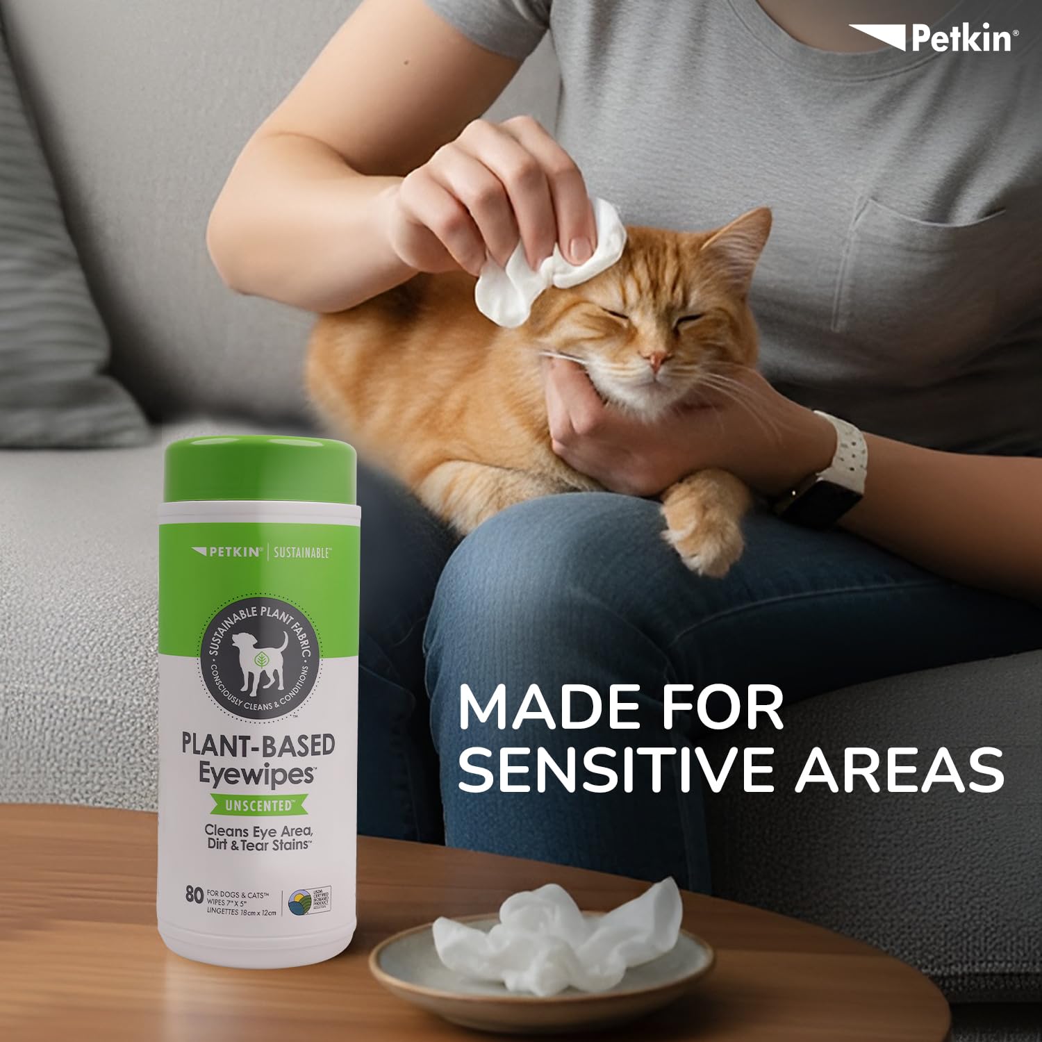 Petkin Plant Based Eye Wipes are a Gentle and Effective Solution for maintaining Your pet's Eye Hygiene. 80 Wipes 18 cm x 12 cm 2