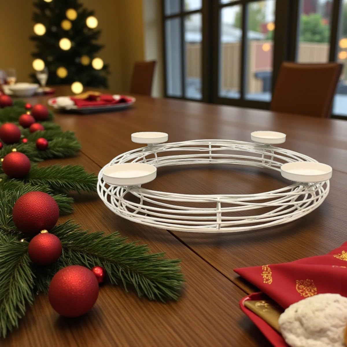 MACOSA EX256096 Adventskranz Cremeweiß Metall 47 cm modern Elegantes Adventsgesteck 4 Kerzenhalter Tisch-Dekoration Advent Weihnachtsdeko Metallkranz Drahtkranz Creme Weiß