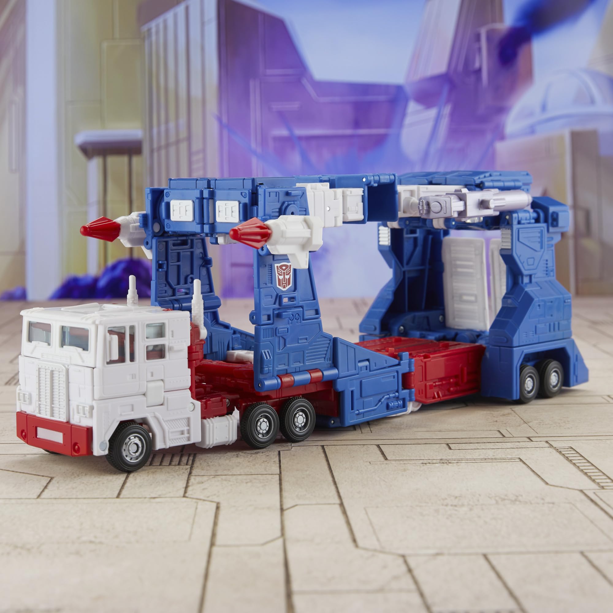 Transformers Studio Series Commander, Action Figure di Ultra Magnus 86-21 Ispirata al Film The Transformers: The Movie, 24 cm