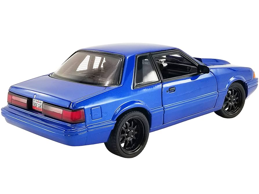 ヤマタイ マスタングボディー Amazon | GMP 18954 1990年フォードマスタング LX スーパー