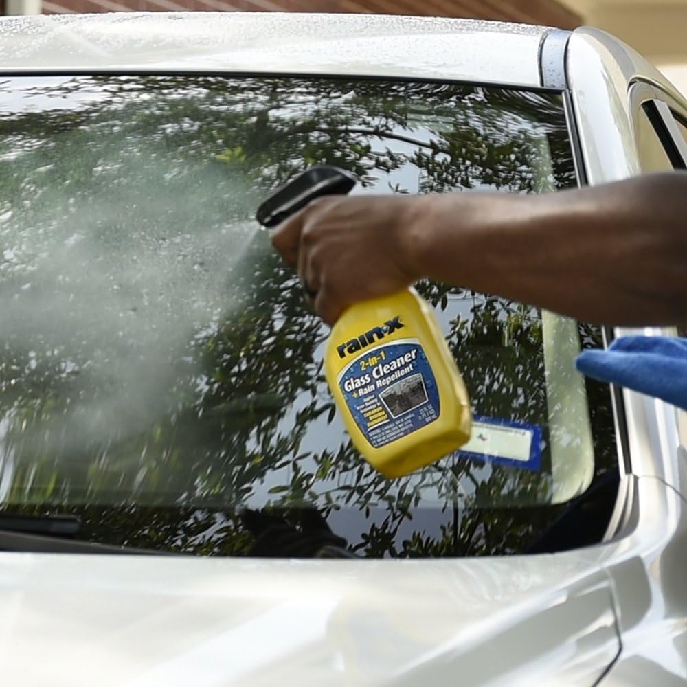 Rain-X 5071268 Glass Cleaner + Rain Repellent, 23 oz., Pack of 1