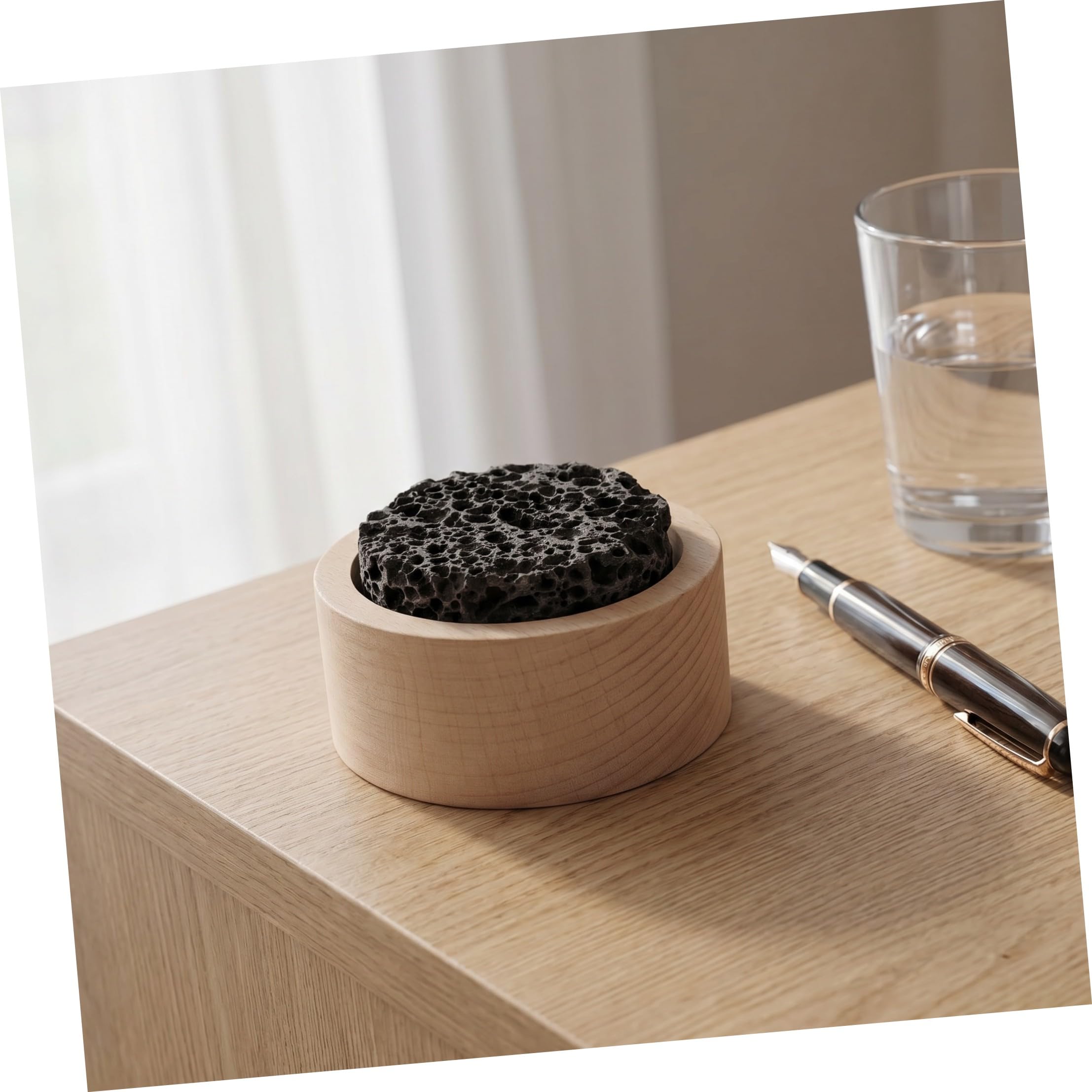 Sewroro 4 Piezas Difusor Pasivo de Piedra Volcánica para Aceites Esenciales, Diseño Redondo de Madera y Piedra Volcánica, Antideslizante, Adecuado para Habitaciones y Hoteles