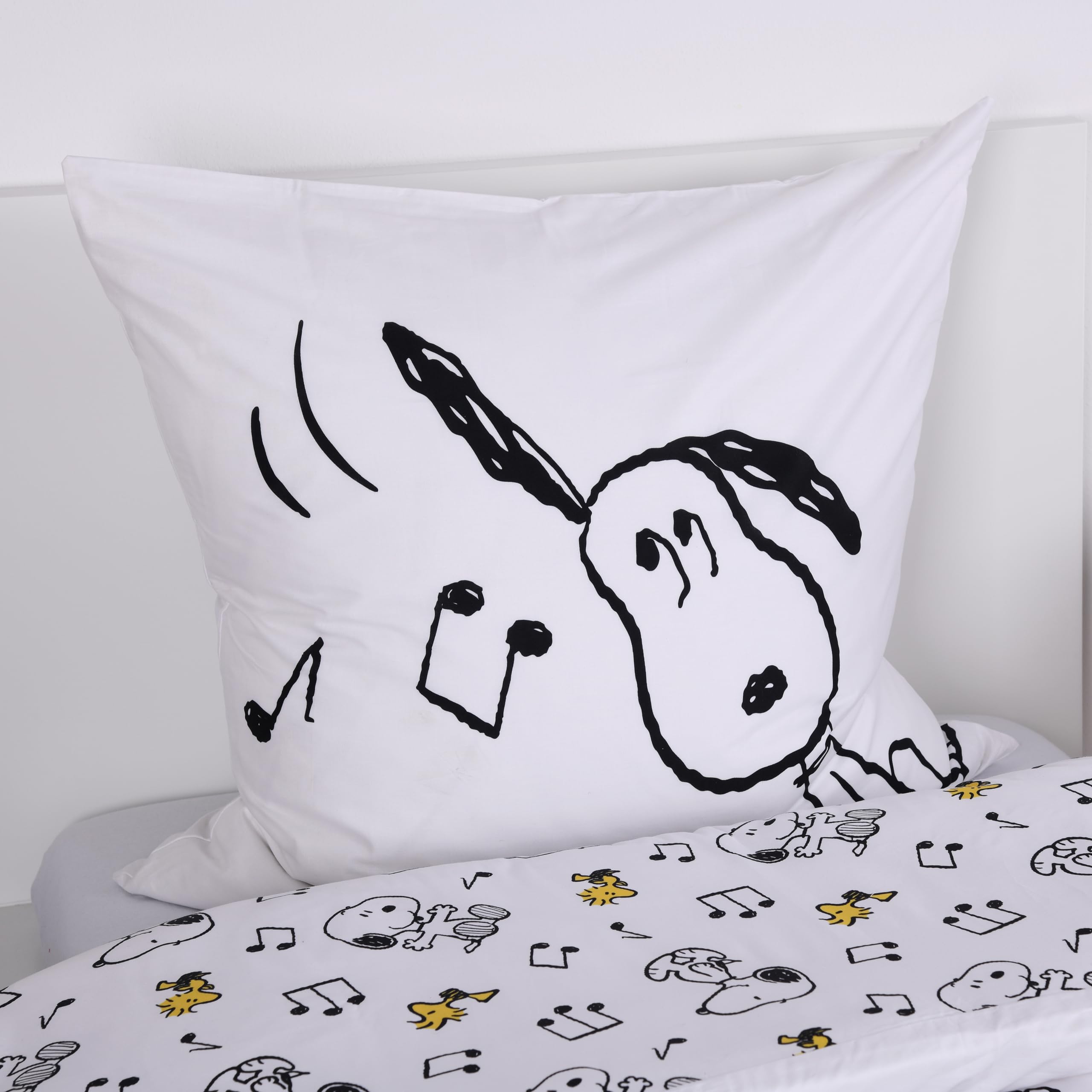 Herding Peanuts Bettwäsche glatt Rhythm of Harmony Snoopy Woodstock 100% Baumwolle 135 x 200 cm und 80 x 80 cm - All-In-One-Outlet-24 -