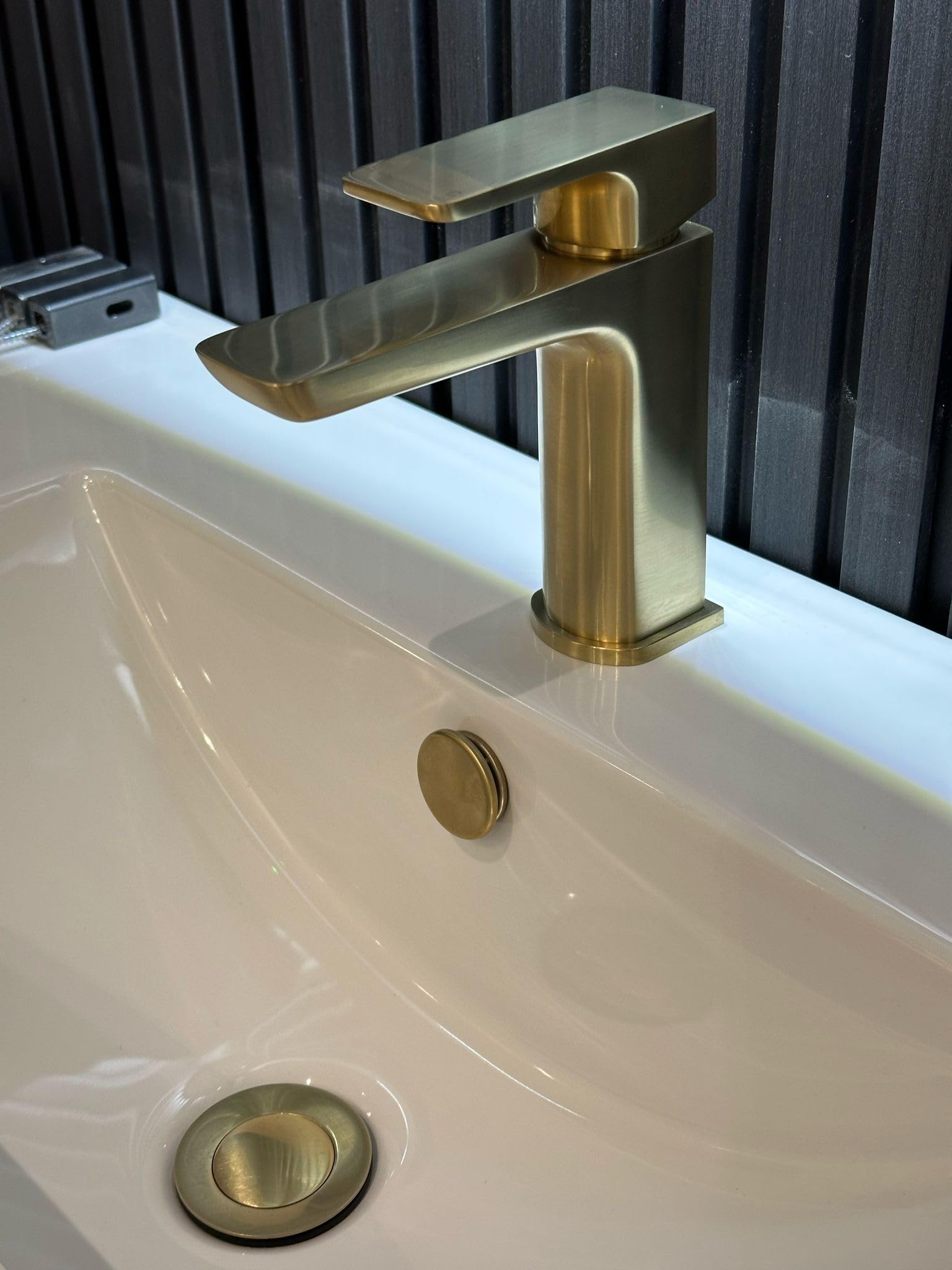 Brushed Brass Basin Sink Overflow Hole Cover Flat Face For Bathroom Gold Finish, Fit for 19~23mm hole size - Image 4