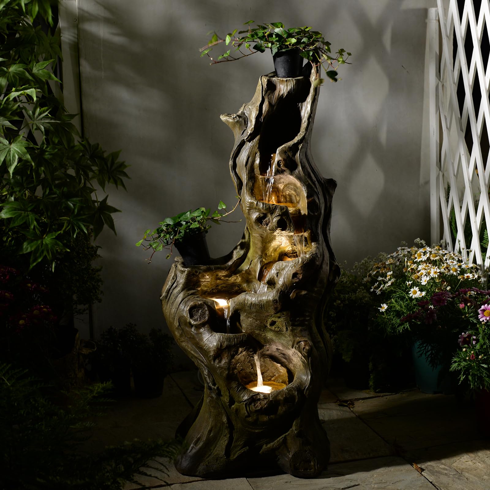 LED-Gartenbrunnen im Baumstamm-Design, 5-stufiger Kaskaden-Wasserfall aus wetterfestem Kunstharz | Naturgetreue Holzoptik für Terrasse & Vorgarten | 31 x 46 x 102 cm (LxBxH)