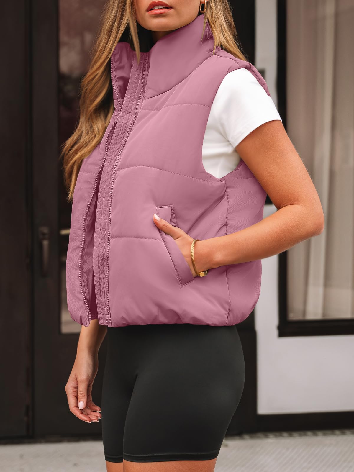 AUTOMET Women‘s Cropped Puffer Vest, Y2K Inspired Sleeveless Gilet for Fall Winter Spring, Casual to Street Outerwear