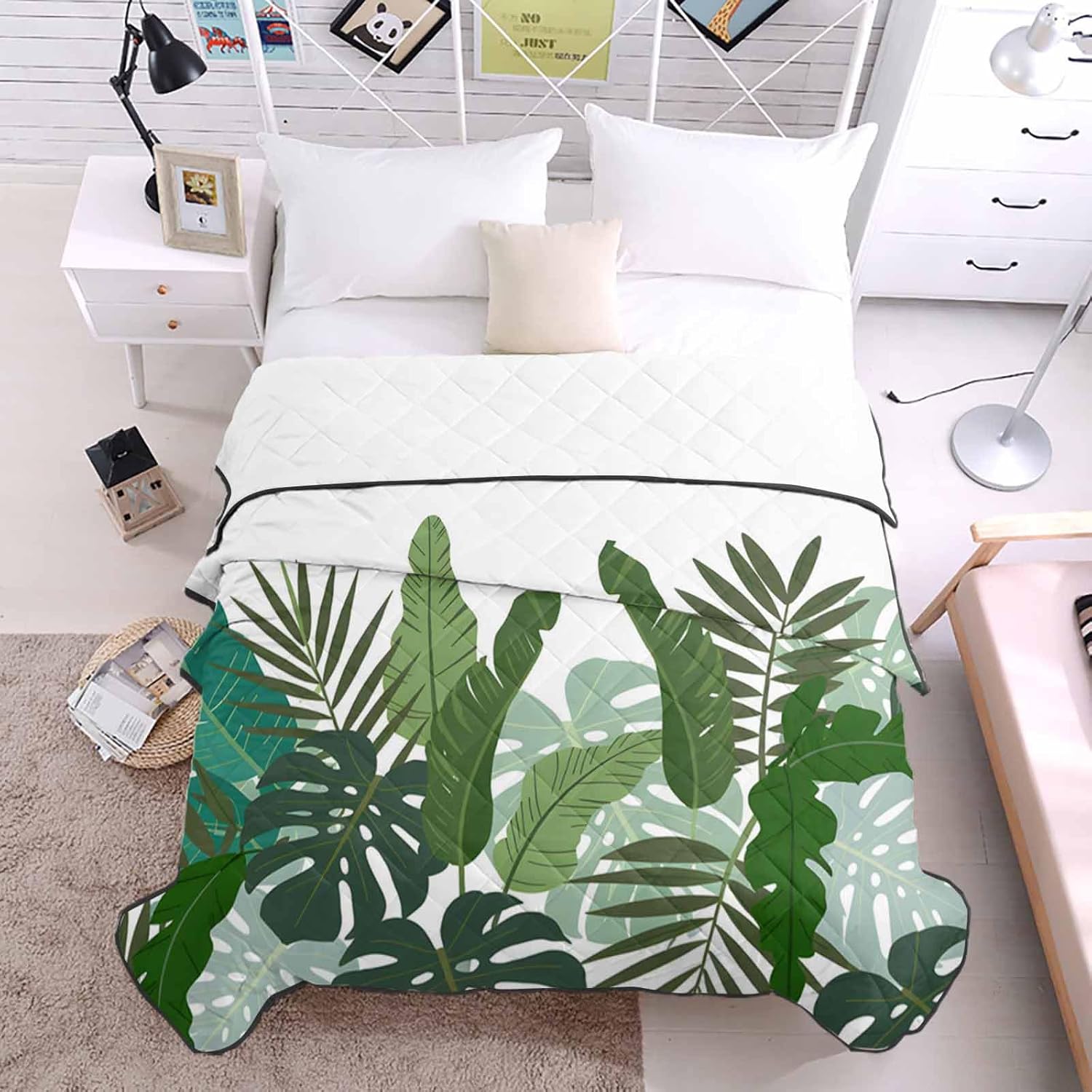 T&H XHome Quilt California King Luxury Quilted Comforter Bedspread-Thin Soft Cozy, Tropical Plants Tortoise Leaves Palm Tree Green Reversible Stitched Summer Lightweight Quilt Coverlet for All Season