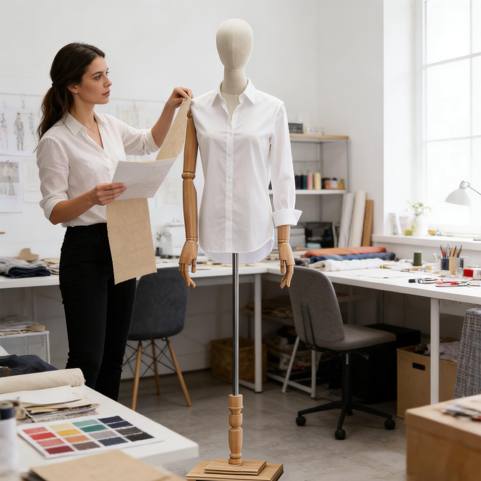 Schaufensterpuppe, Mechanische Arme und Finger Schneiderpuppe Damenbüste Torso Körper Weiblich, Höhenverstellbar Mannequin für Bekleidungsgeschäft, Kleiderständer, Boutique, Weiß