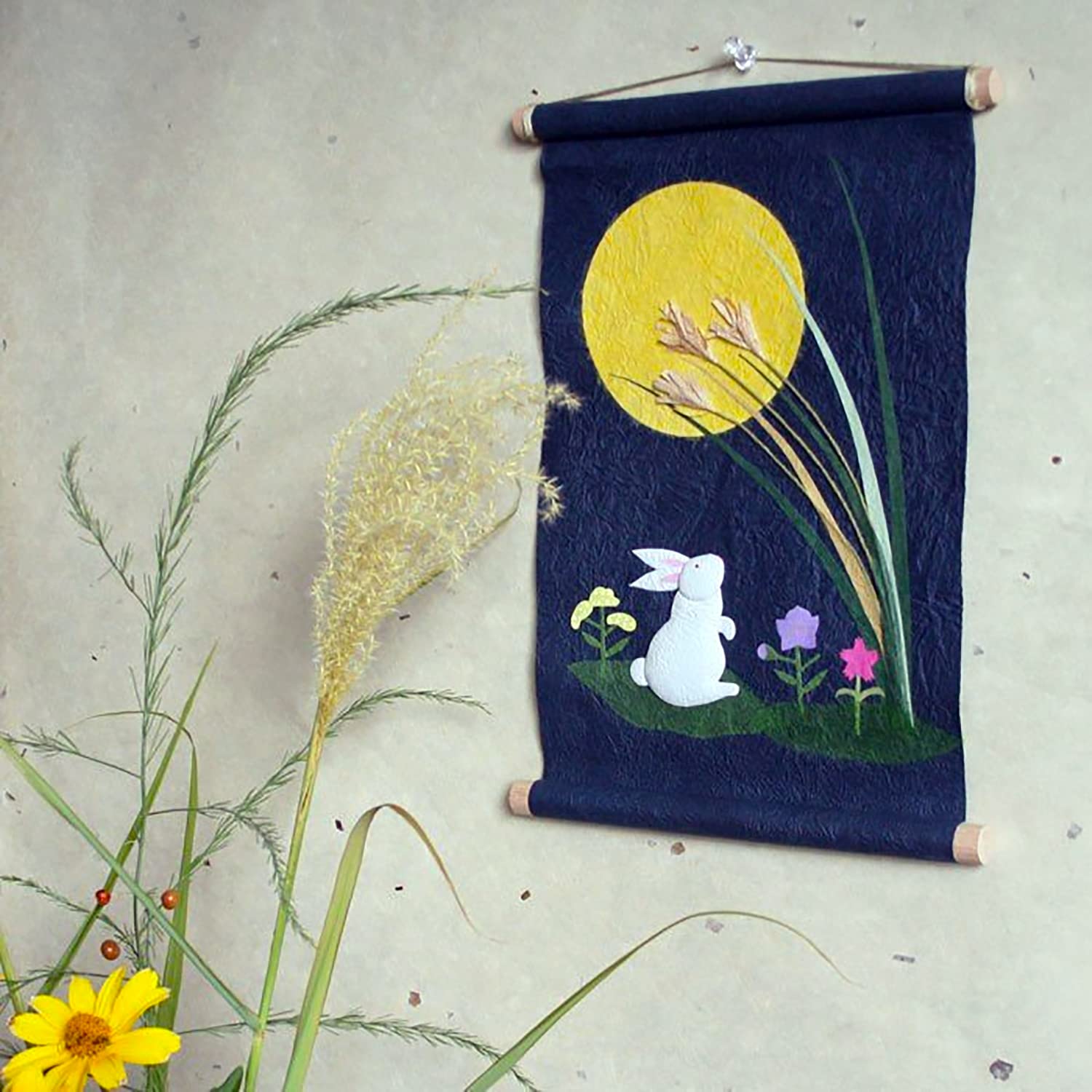 Amazon.co.jp: めでたや 季題 掛け軸 お月見 うさぎ 和紙 押絵 切り絵