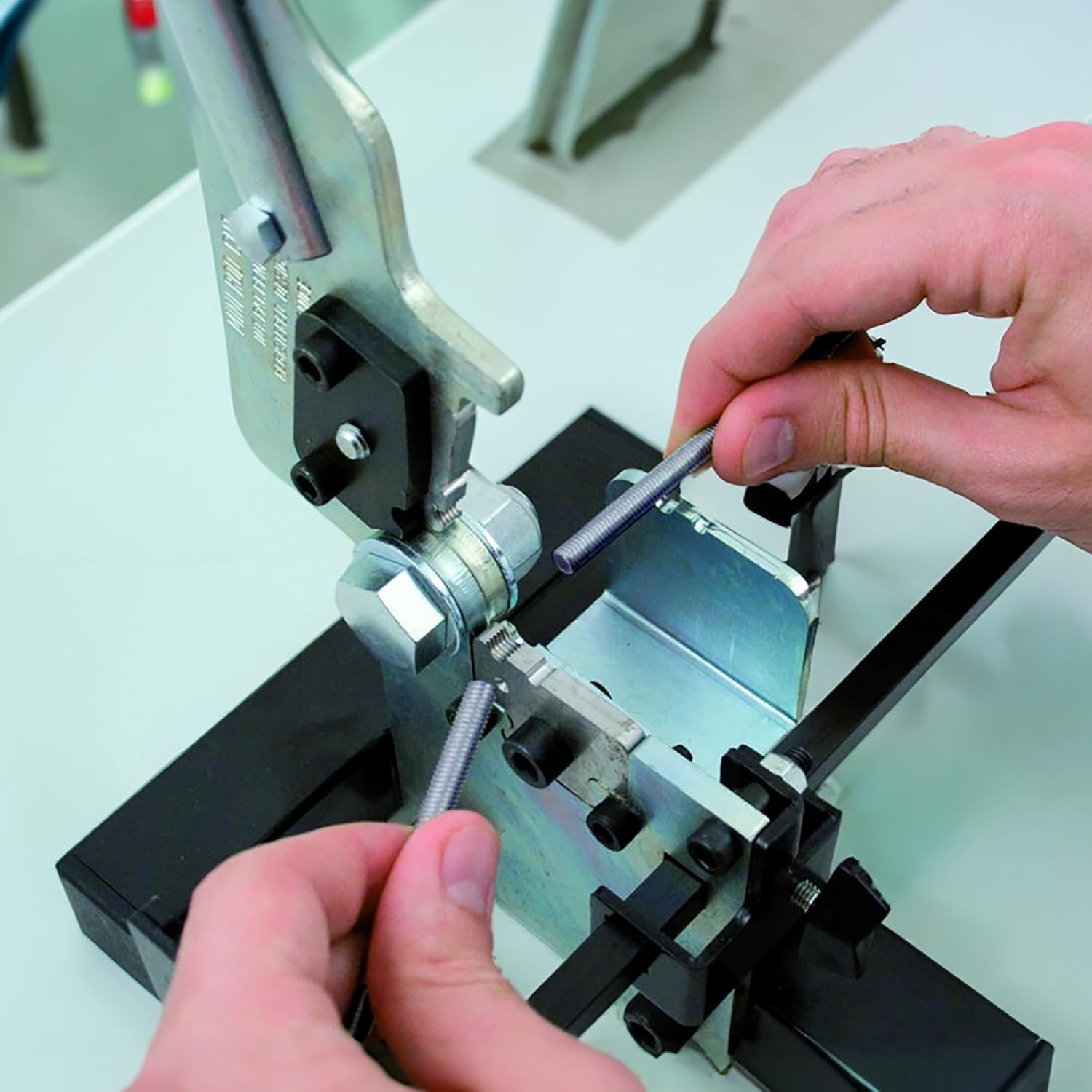 Molybdenum Fully Threaded Rod (1/2"-13 x 36)