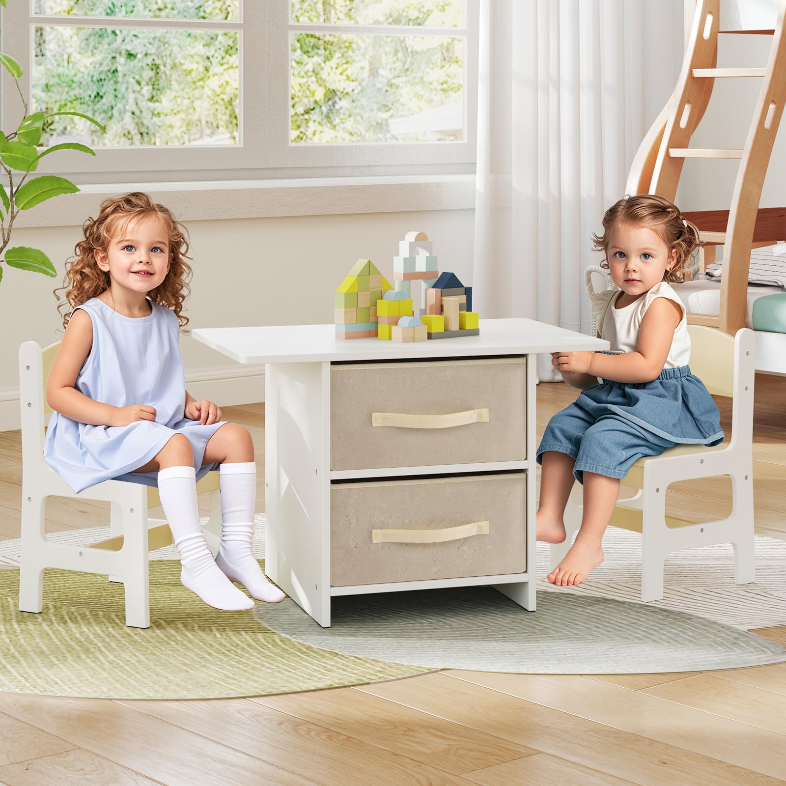 GOPLUS Juego de Mesa y 2 Sillas Infantil 3 en 1, Grupo de Asientos y Escritorio con Amplio Tablero para Niños, Mueble Infantil con 2 Cajas de Almacenamiento, Capacidad Carga 50KG (Natural)
