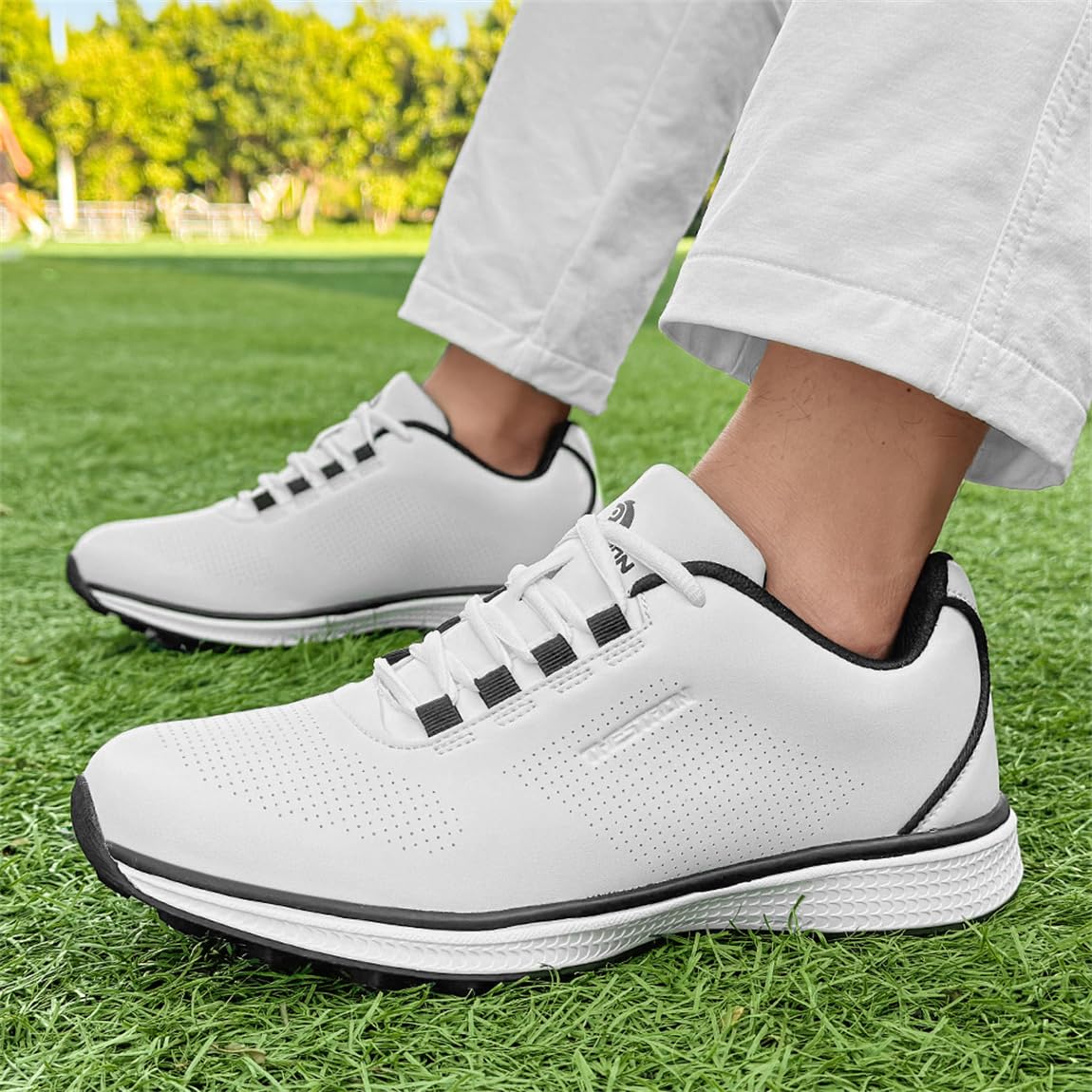 Zapatos De Golf para Mujer Cuero Sin Clavos Zapatillas Deportivas De Golf Ligeras Impermeables Elegantes Entrenadores De Golf