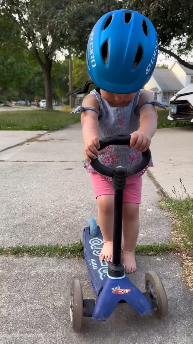BEST Todder Scooter! #BABIESANDTODDLERS on Amazon Live